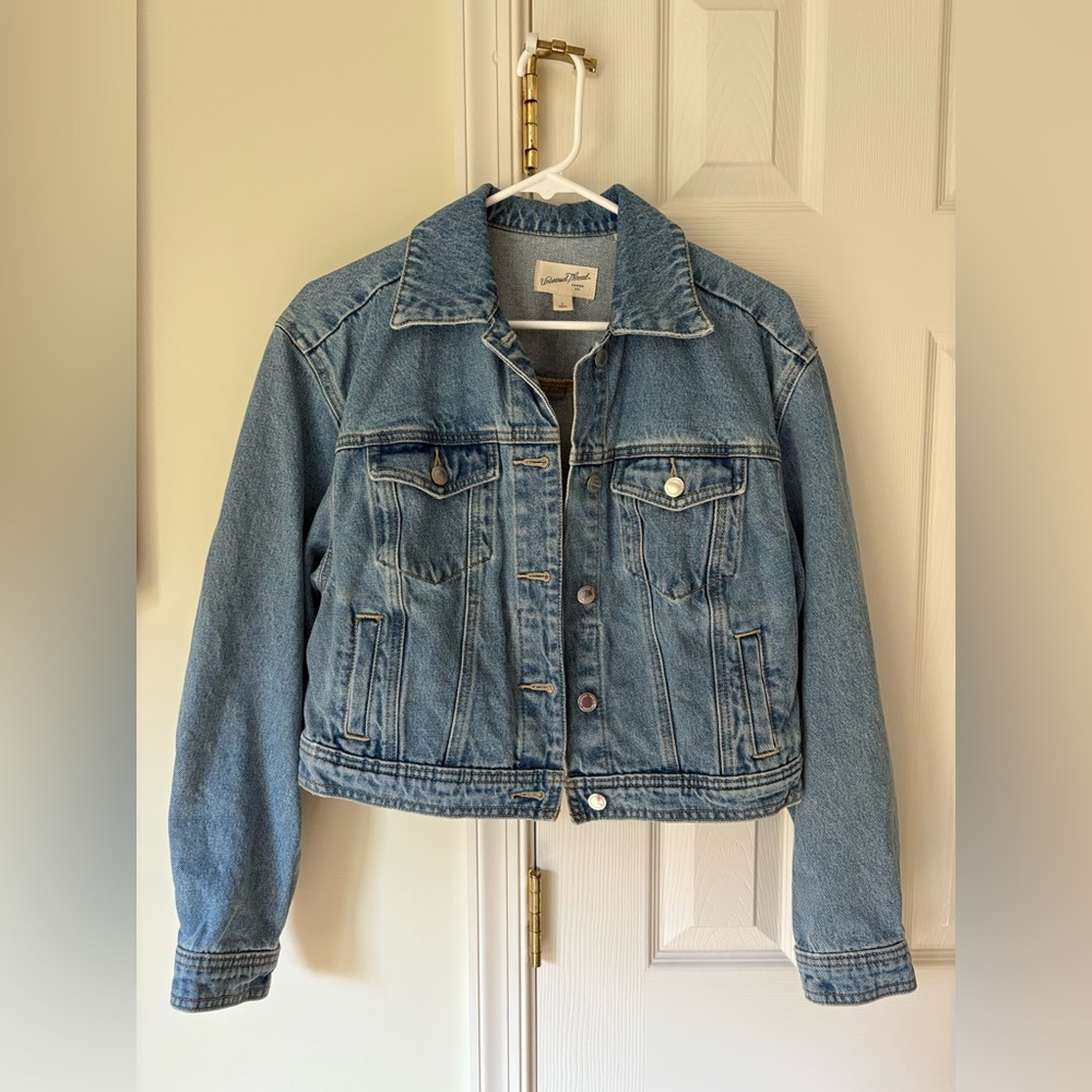 Universal Thread Denim Jacket – Size S, Slightly Cropped, Gently Worn